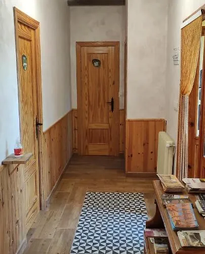 La Cabanuela Kamp alanı Monleras